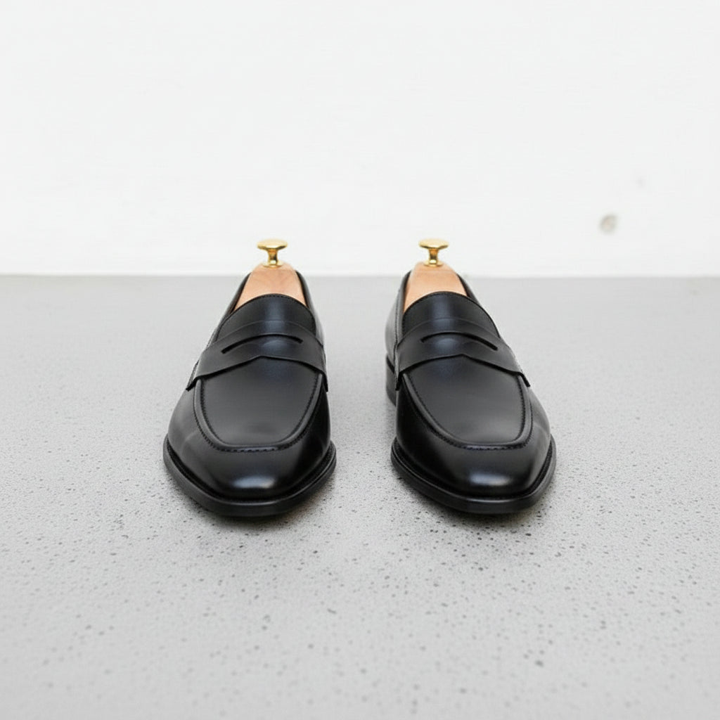 Men's Black Apron-Toe Leather Penny Loafers