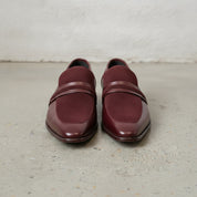 Men's Burgundy Plain-Toe Leather Loafers