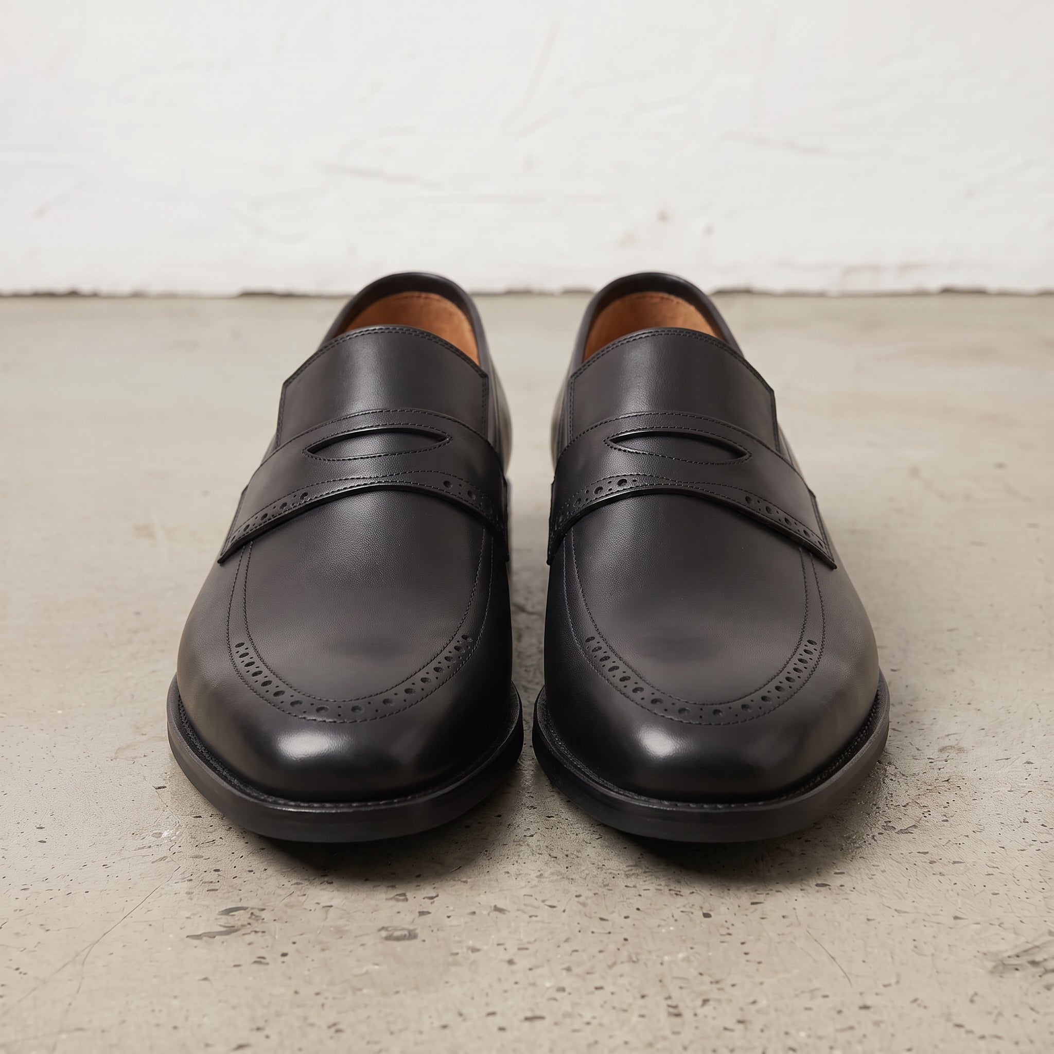 Men's Black Apron-Toe Leather Penny Loafers — Aldwych