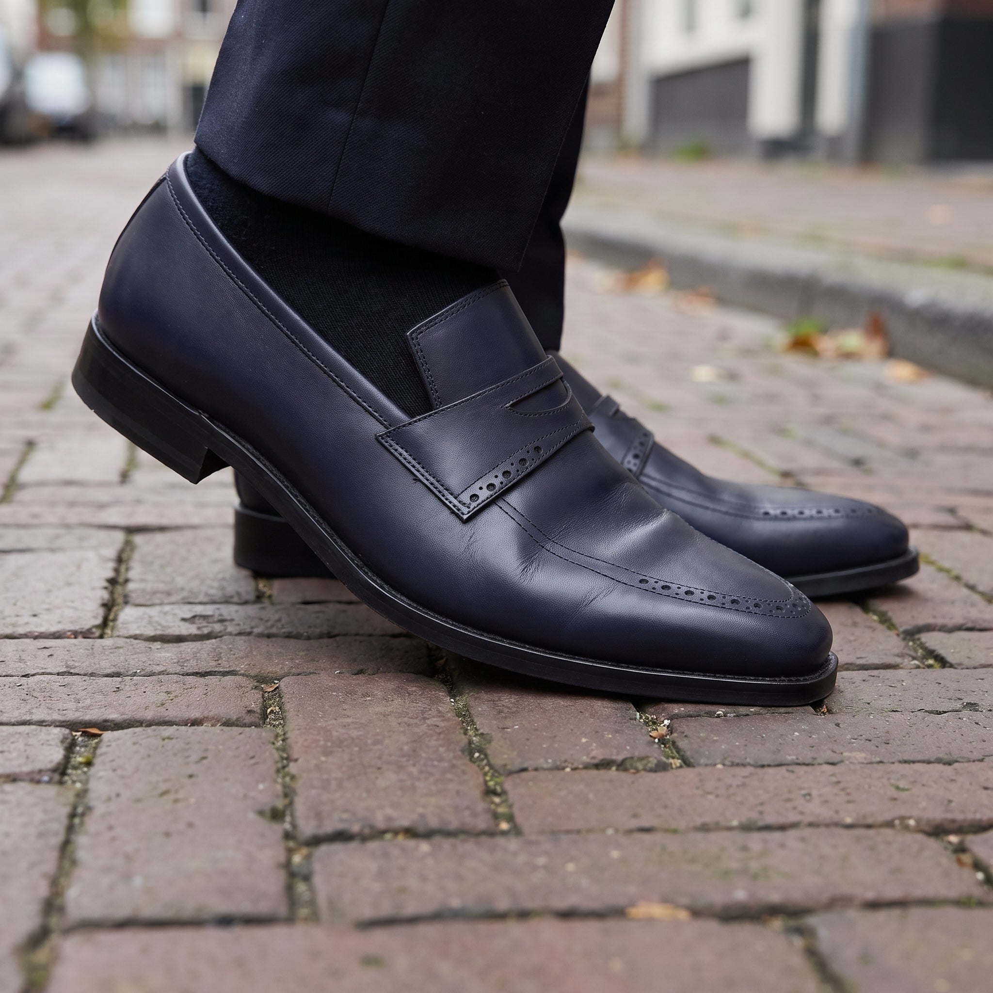 Men's Dark Blue Apron-Toe Leather Penny Loafers — Aldwych