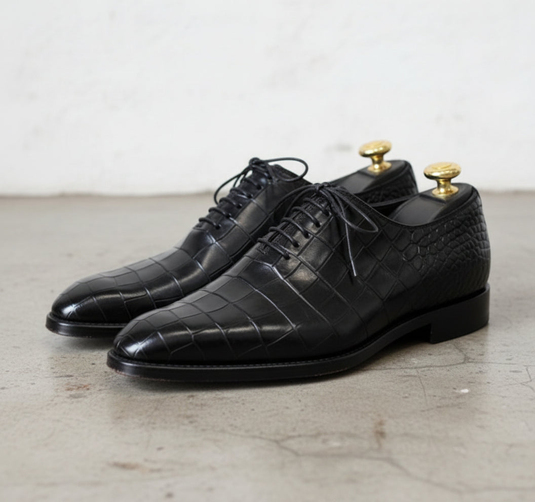 Handmade Men black aligators shoes, Men Oxfords shoes, Crocodile shoes mens - detail-view-showing-texture