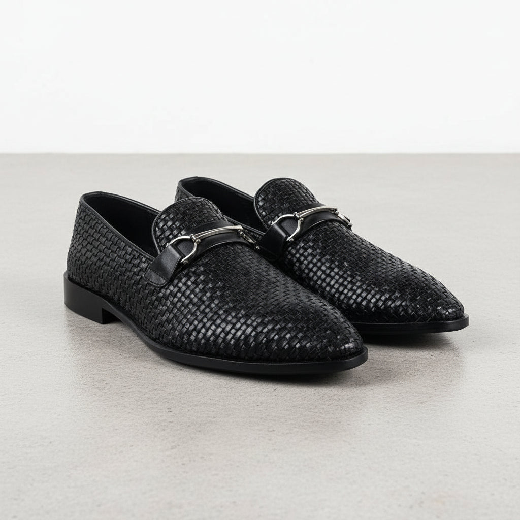 angle-view-showing-depth of product