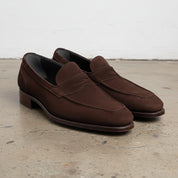 angle-view-showing-depth of product