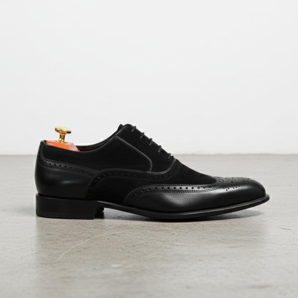 Handmade Men two tone wingtip dress shoes, Men black brogue shoe, Men