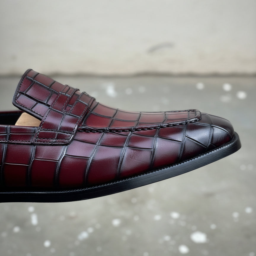 Handmade Mens Alligators shoes, crocodile embossed Leather moccasins - detail-view-showing-texture