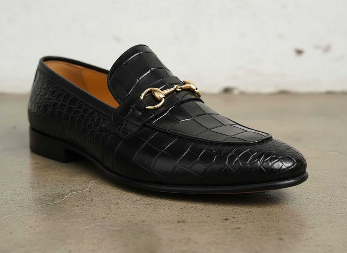 Handmade Mens black crocodile moccasins loafer, Men alligators texture shoe - detail-view-showing-texture
