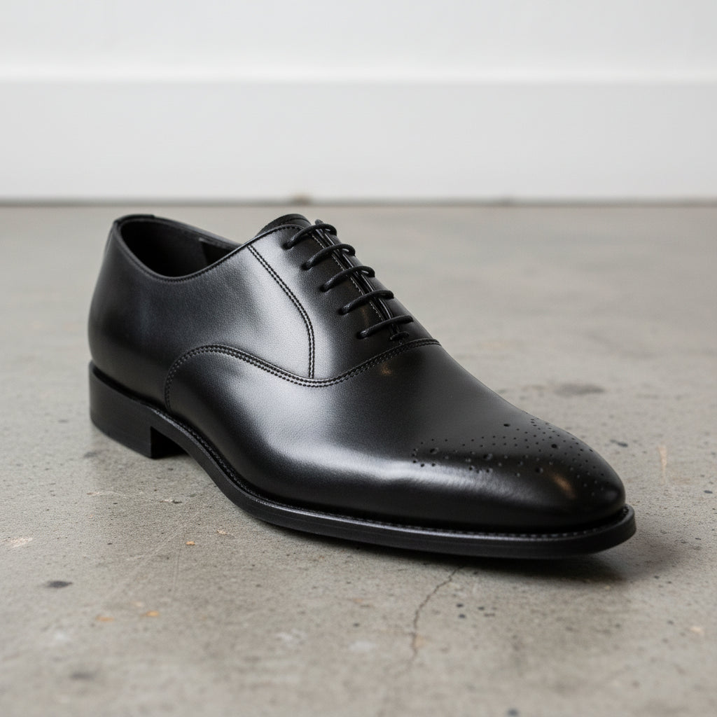 Handmade Mens Black dress shoes, Men leather Oxford shoes, Men brogue shoe - detail-view-showing-texture