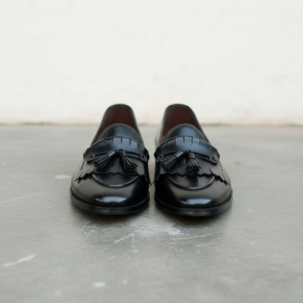 Handmade Mens Black Leather Tassels fring shoes, Leather fringe Moccassins - front-view