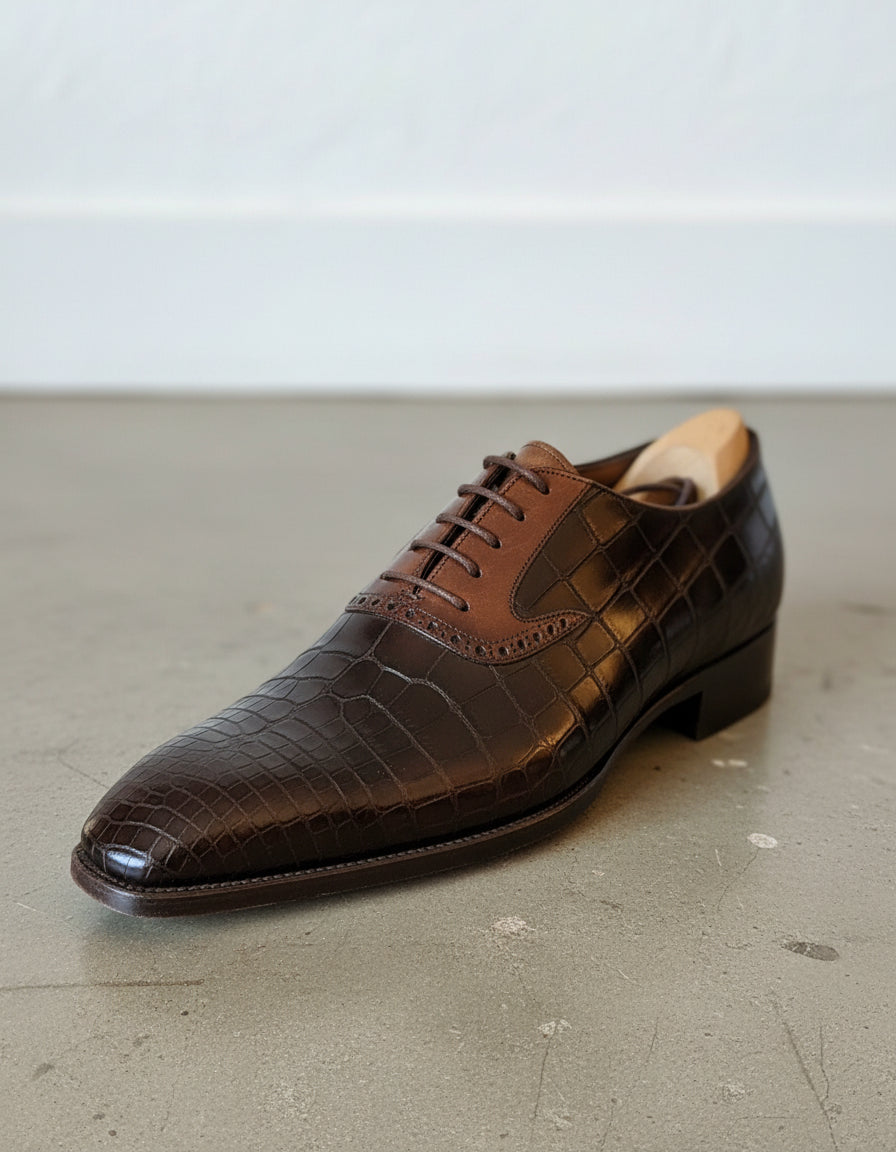 Handmade Mens brown alligators pattern shoes, Men lace up oxfords shoes - detail-view-showing-texture