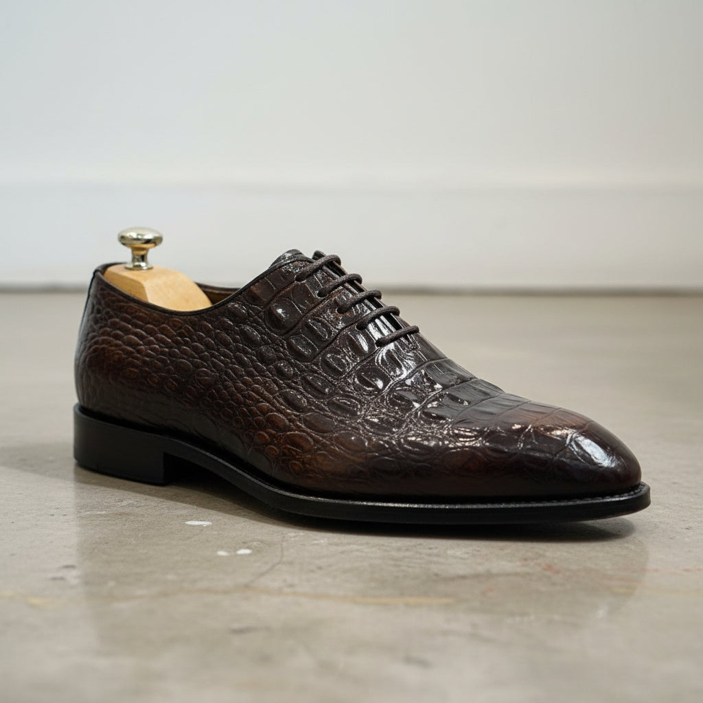 Handmade Mens brown crocodile pattern dress shoes, Men brown leather shoes - detail-view-showing-texture