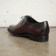 Handmade Mens Dark burgundy Oxfords dress shoes, burgundy formal Shoes - detail-view-showing-texture