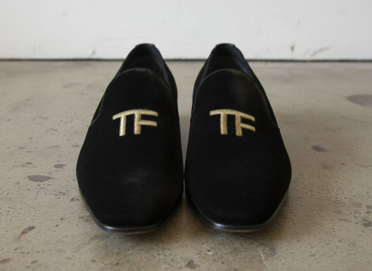 Handmade Mens Fashion Velvet Shoes, Men Casual Velvet Embroidered Slipper - front-view