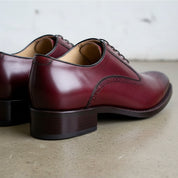 Handmade Mens Formal Brogue leather burgundy shoes, Burgundy elegant shoes - detail-view-showing-texture