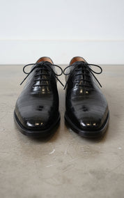 Handmade Men's Leather shoes, Black Crocodile Patterned dress shoes - front-view