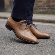 Handmade Men's Tan Alligator Texture Oxford Shoes — Copley
