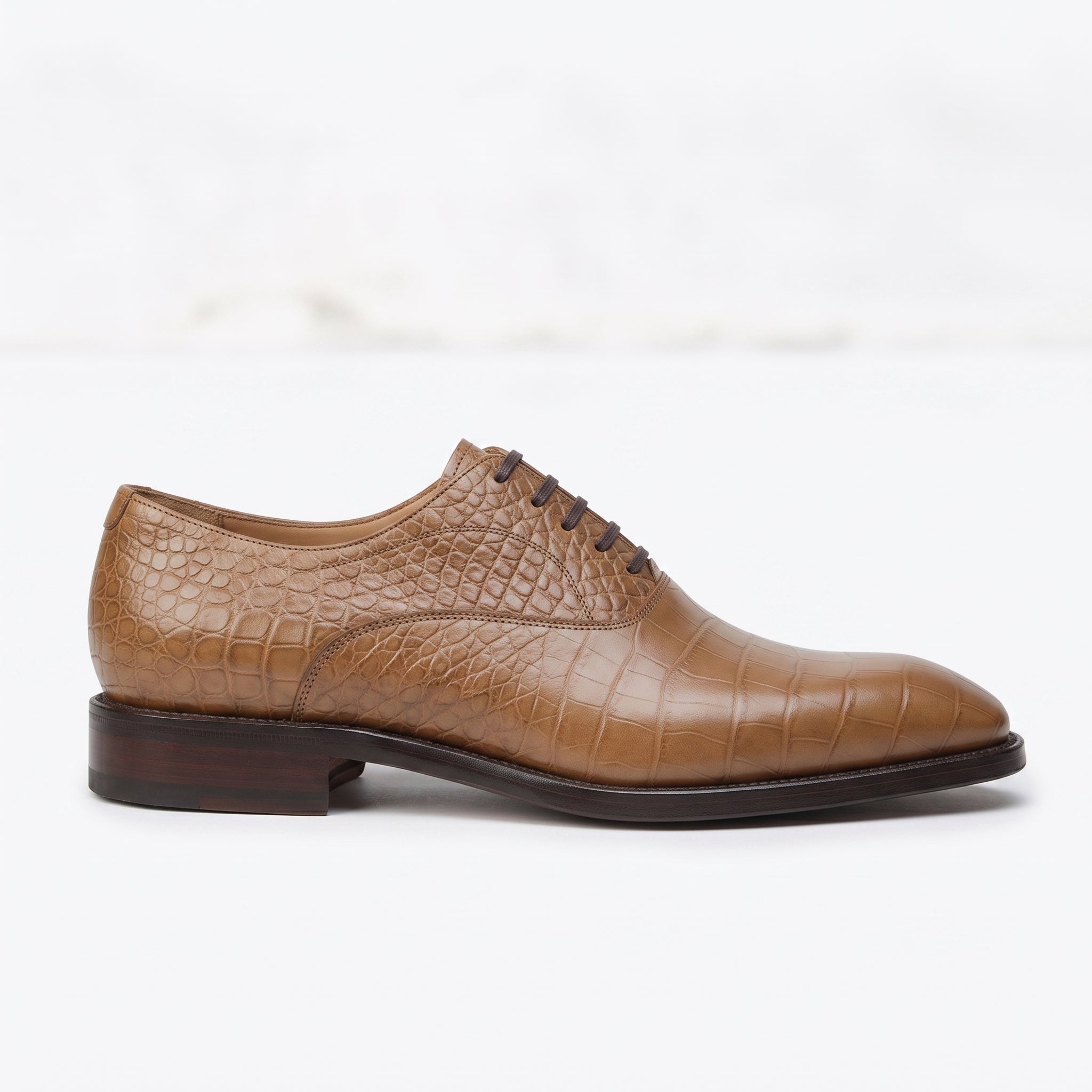 Handmade Men's Tan Alligator Texture Oxford Shoes — Copley