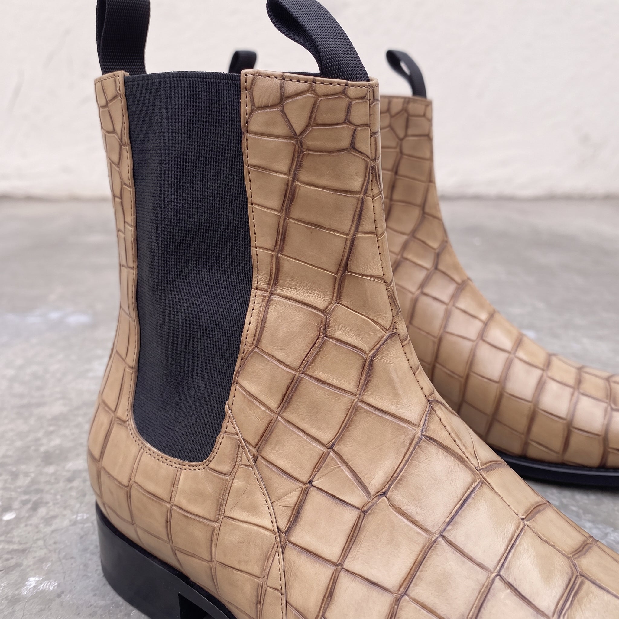 Handmade Men's Tan Crocodile Embossed Chelsea Boots — Hixon