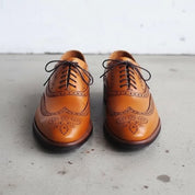 Handmade Mens tan wingtip lace up dress shoes, Men leather brogue shoes - front-view