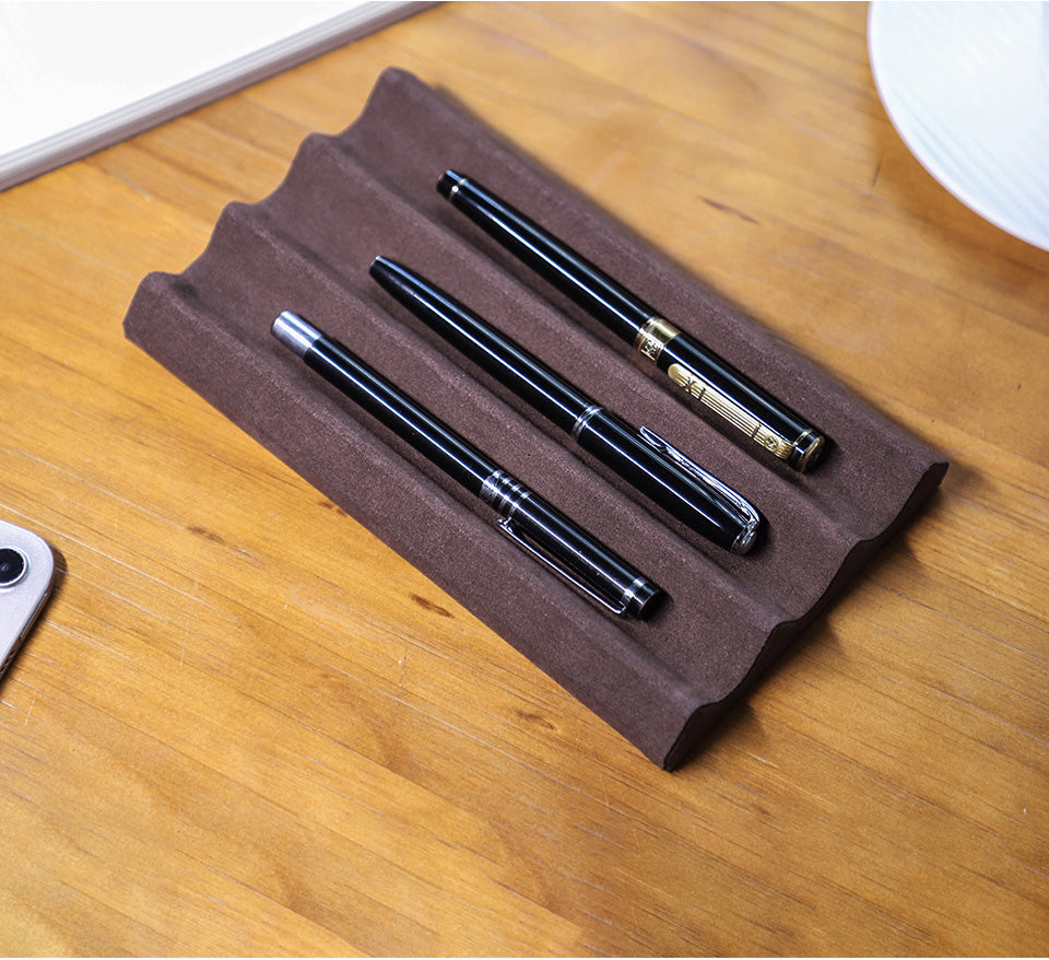 Handmade Minimalist Classic 3-Slot Full-Grain Leather Pen Holder