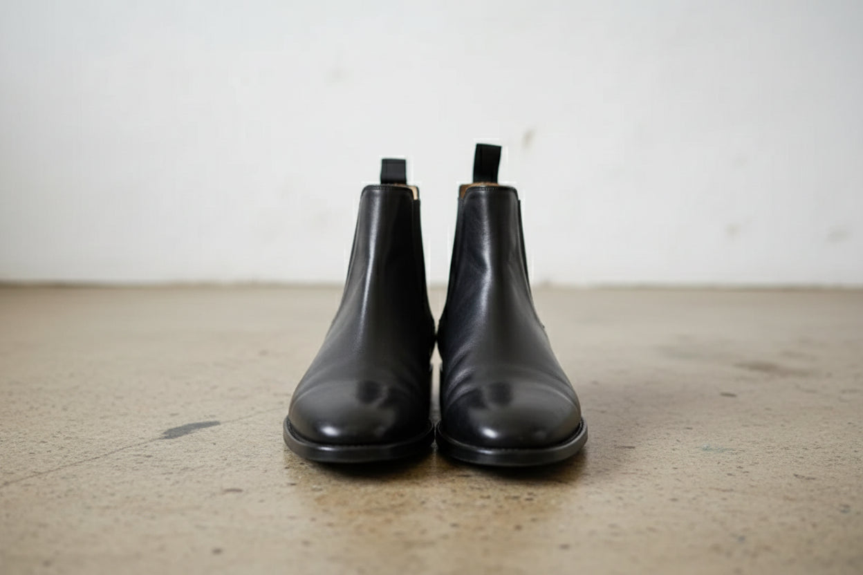 Handmade Plaintoe Chelsea Elastic Gore Full-Grain Leather Men’s Ankle Boots - front-view