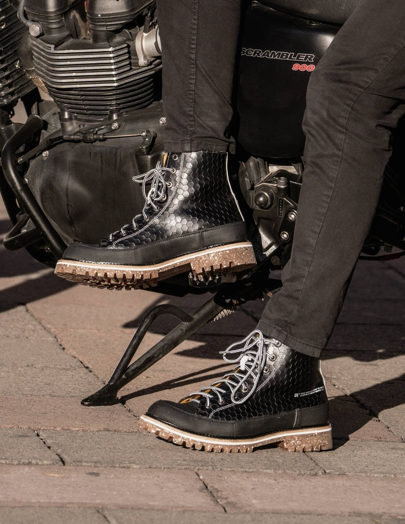 Hexagon-Patterned Men's Lace-Up Motorcycle Boots