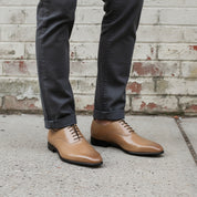 Men's Tan Plain-Toe Leather Oxfords — Cambray