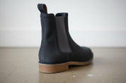 Men Dark Gray Suede Chelsea Boots, Gray Suede Casual Ankle Boots - detail-view-showing-texture