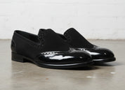 Men Fashion Style Black Formal Shoes, Wingtip Brogue Leather Shoes - angle-view-showing-depth