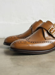 Men tan wing tip brogue monk shoes, Men tan brown business dress shoes - detail-view-showing-texture