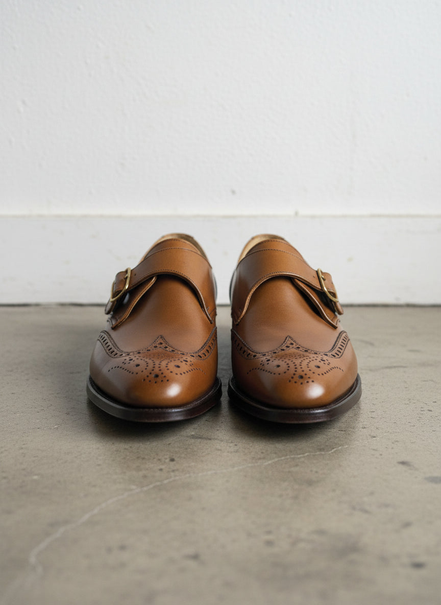 Men tan wing tip brogue monk shoes, Men tan brown business dress shoes - front-view