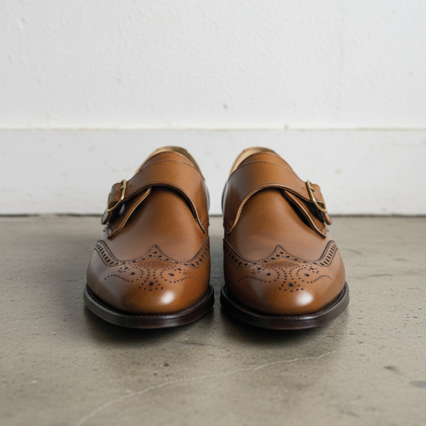 Men tan wing tip brogue monk shoes, Men tan brown business dress shoes - front-view