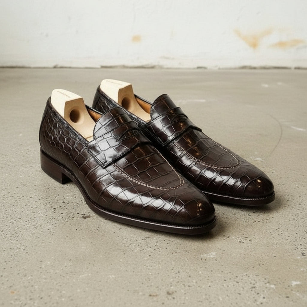 Mens Alligators Shoes, Men crocodile Patterned dress shoes moccasins - angle-view-showing-depth