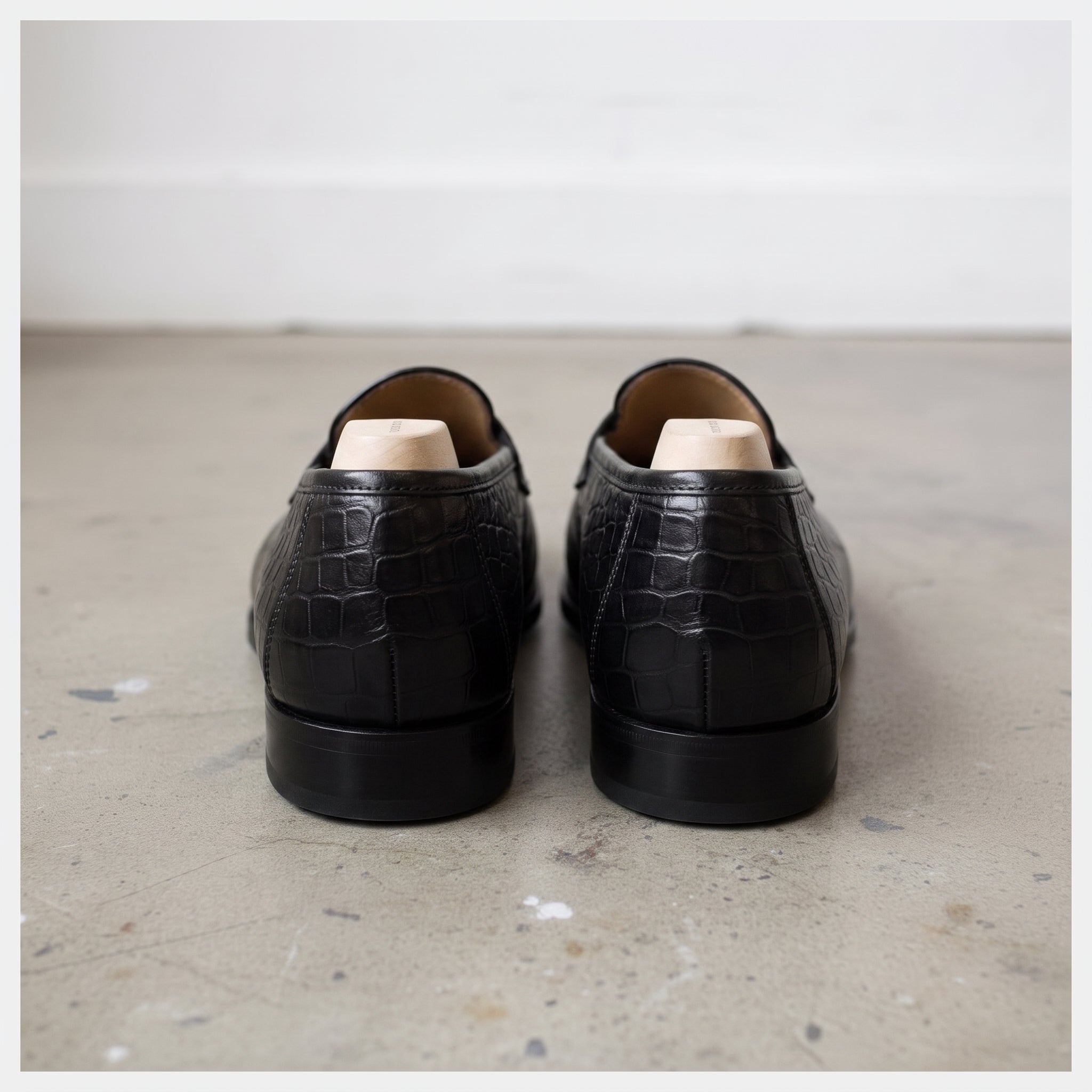 Men's Black Alligator-Embossed Leather Penny Loafers — Cawston