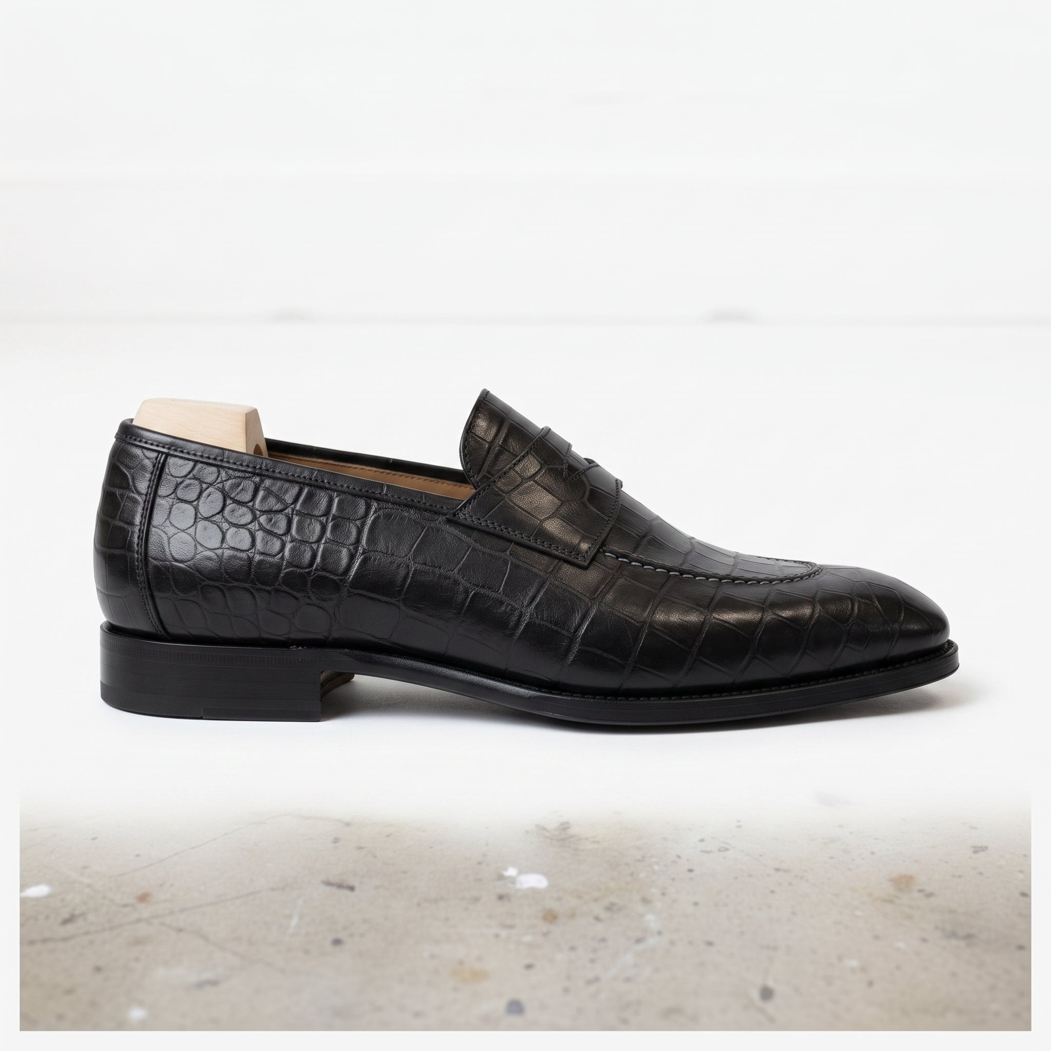 Men's Black Alligator-Embossed Leather Penny Loafers — Cawston