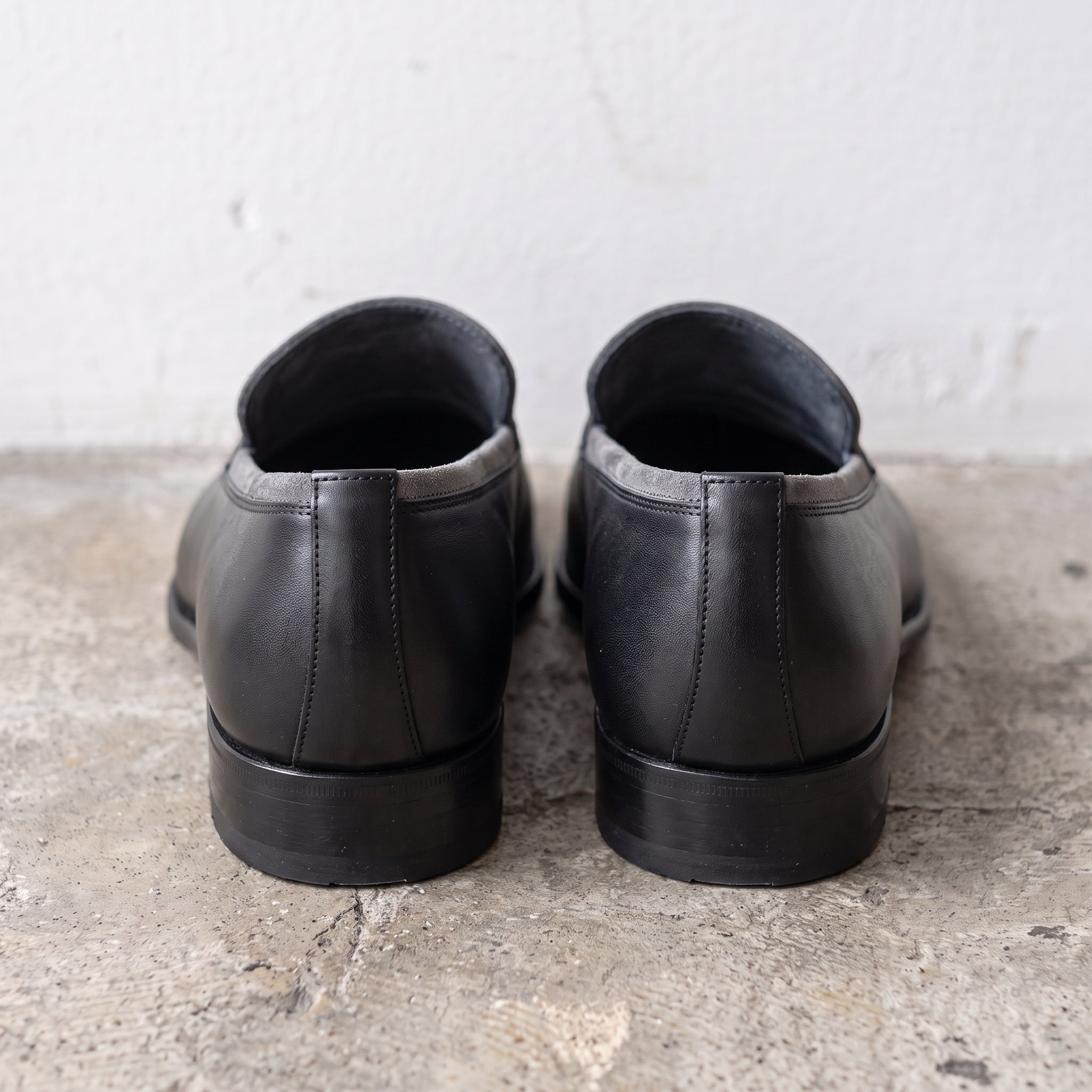 Men's Black and Grey Plain-Toe Leather Opera Pumps — Buckenham — Buckenham