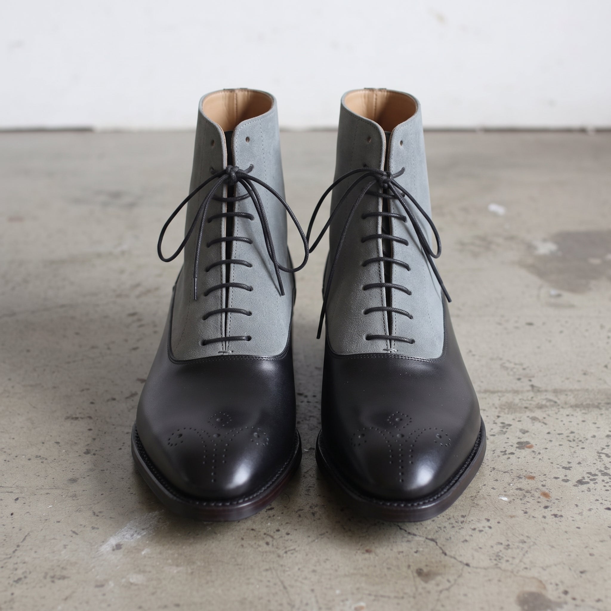 Men's Black and Grey Wingtip Leather Oxford Boots — Aydon