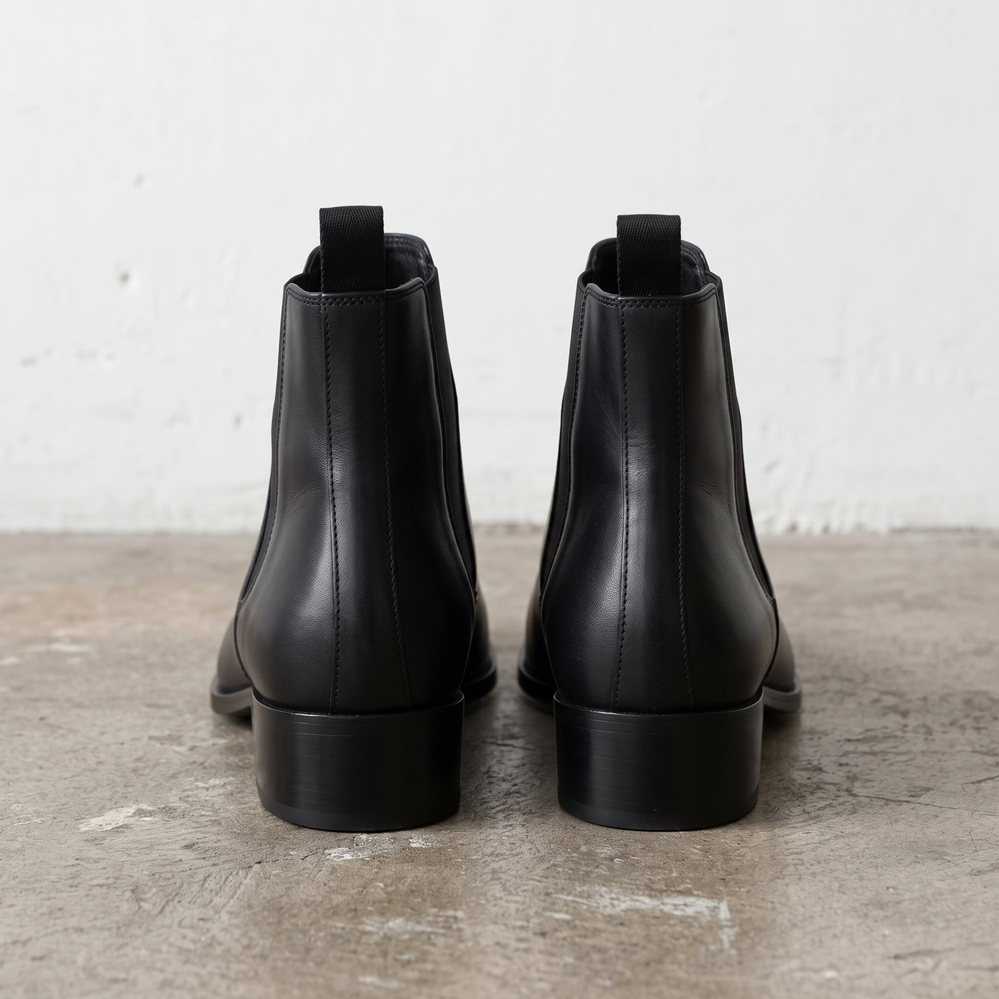 Men's Black Pointed-Toe Leather Chelsea Boots — Grayson