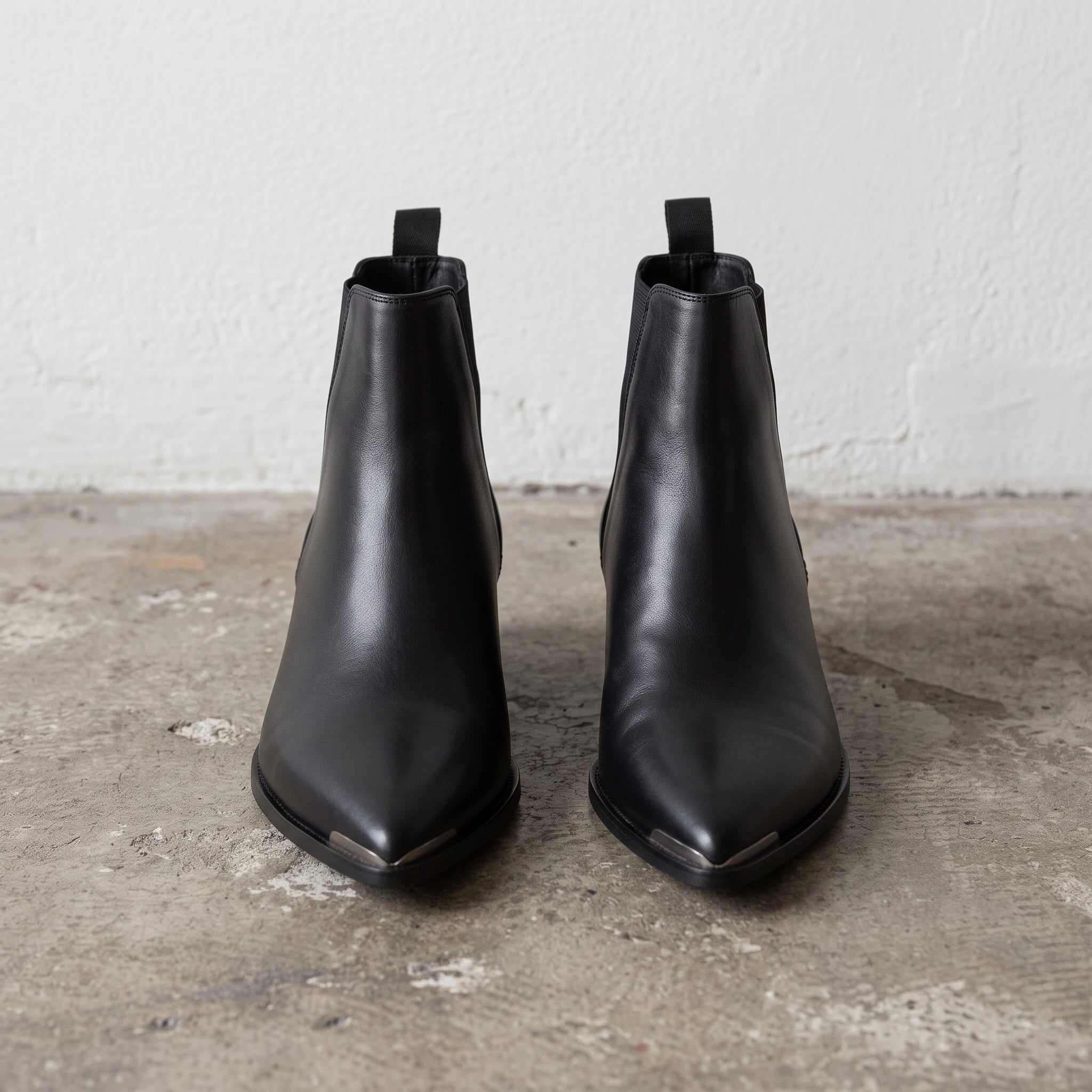 Men's Black Pointed-Toe Leather Chelsea Boots — Grayson
