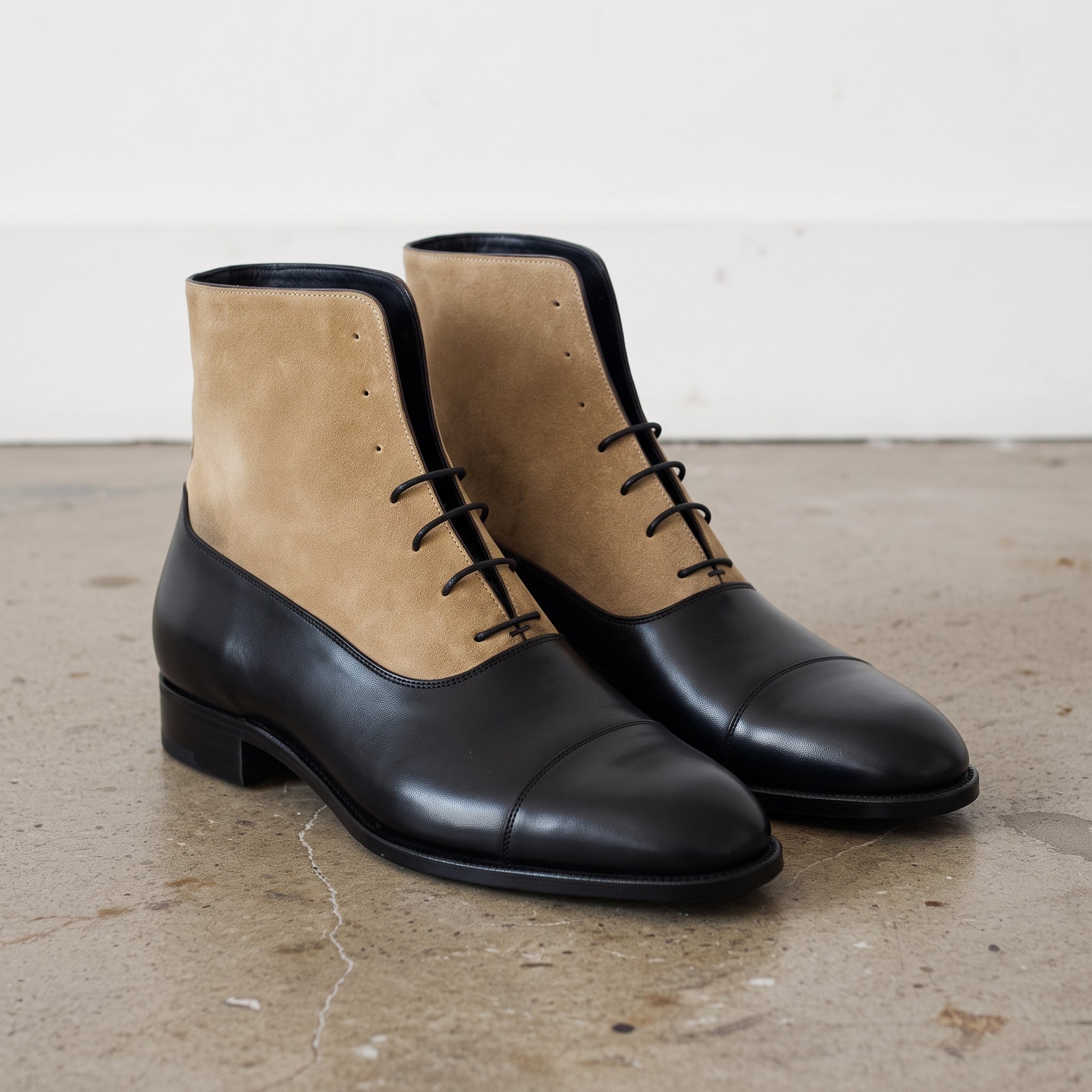 Men's Black and Tan Cap-Toe Leather Balmoral Boots — Beeton