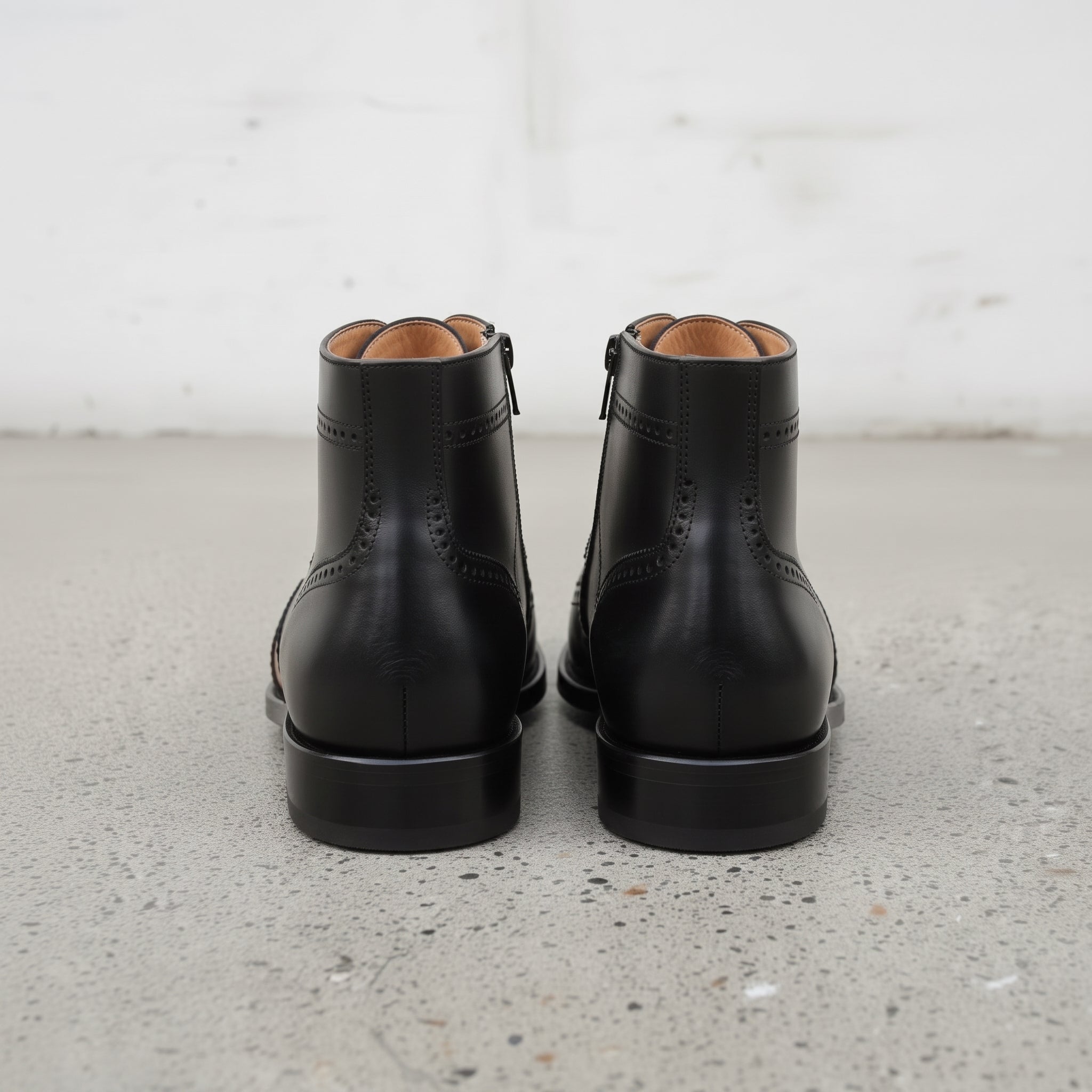 Men's Black and Tan Wingtip Leather Oxford Boots — Bulmer