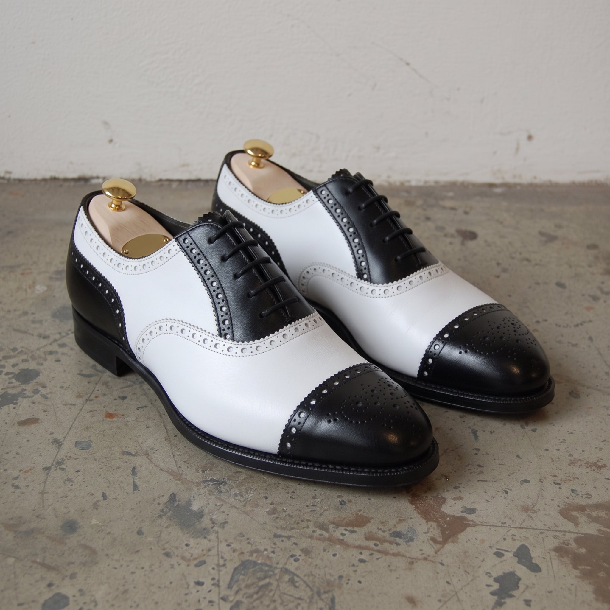 Men's Black and White Cap-Toe Leather Spectator Oxfords — Hodgson