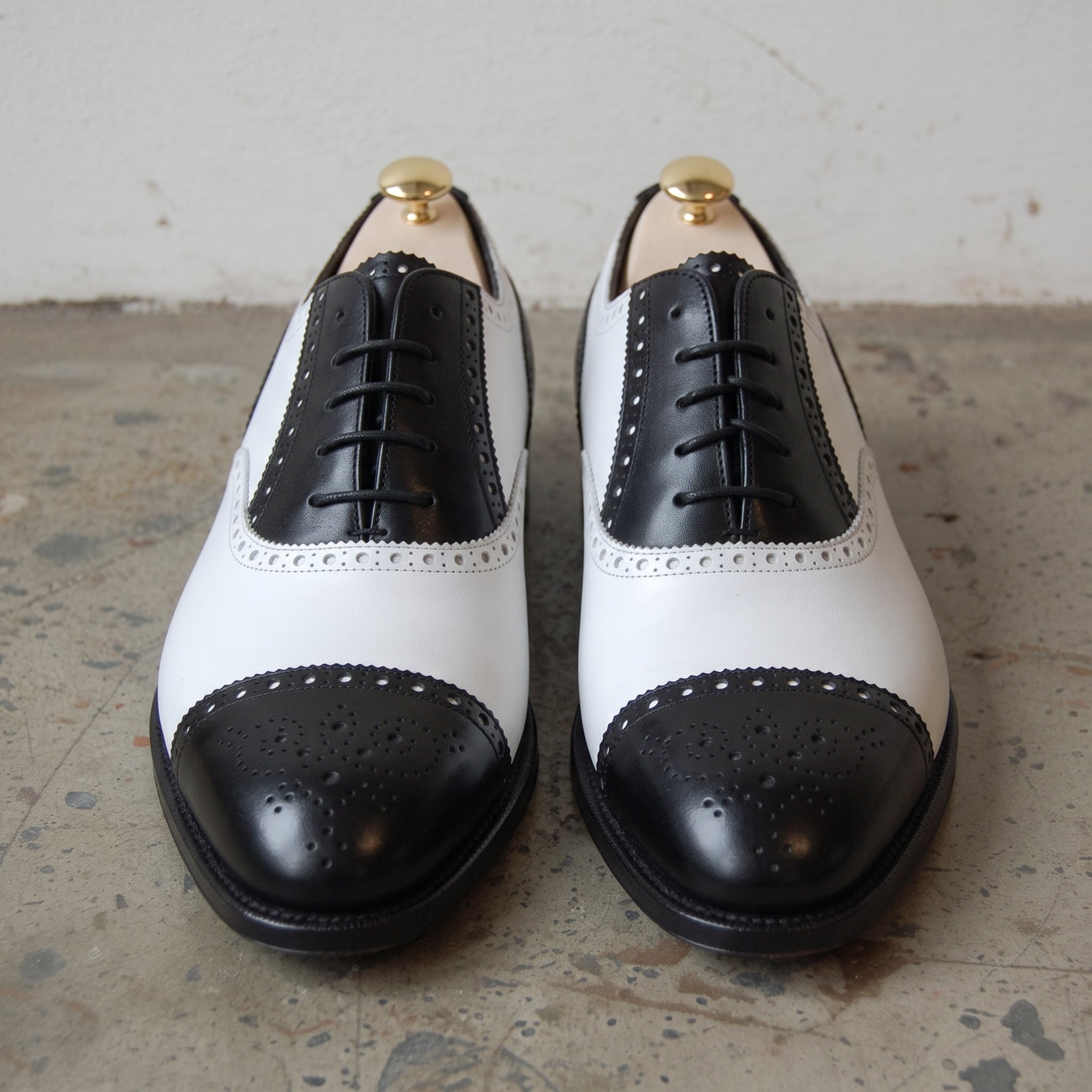 Men's Black and White Cap-Toe Leather Spectator Oxfords — Hodgson