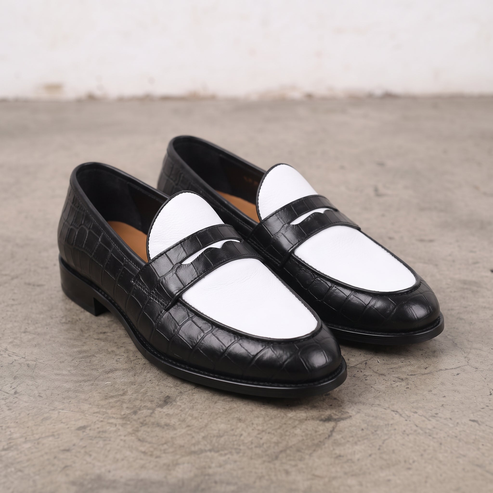 Men's Black and White Two-Tone Alligator-Embossed Leather Penny Loafers — Fenmore