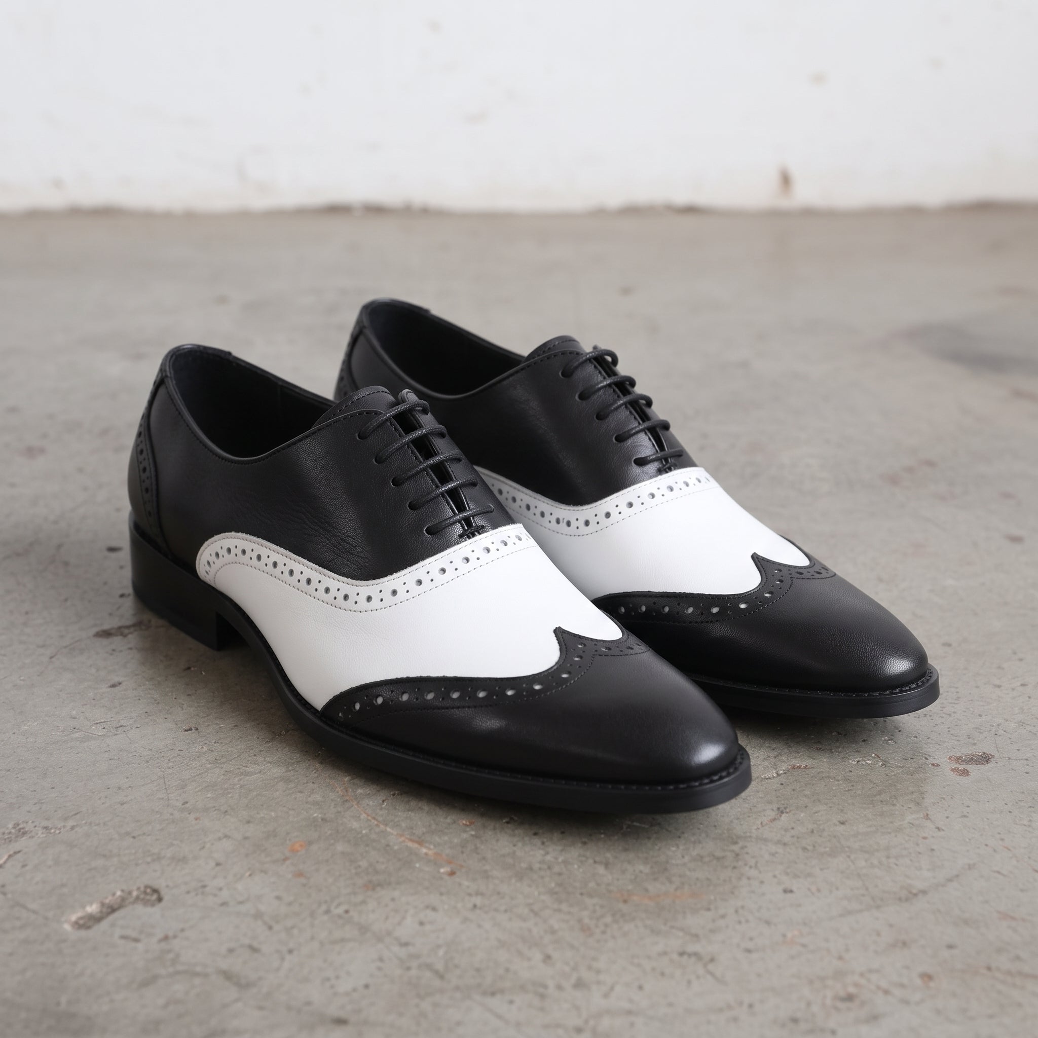 Men's Black and White Two-Tone Wingtip Leather Spectator Oxfords — Foss