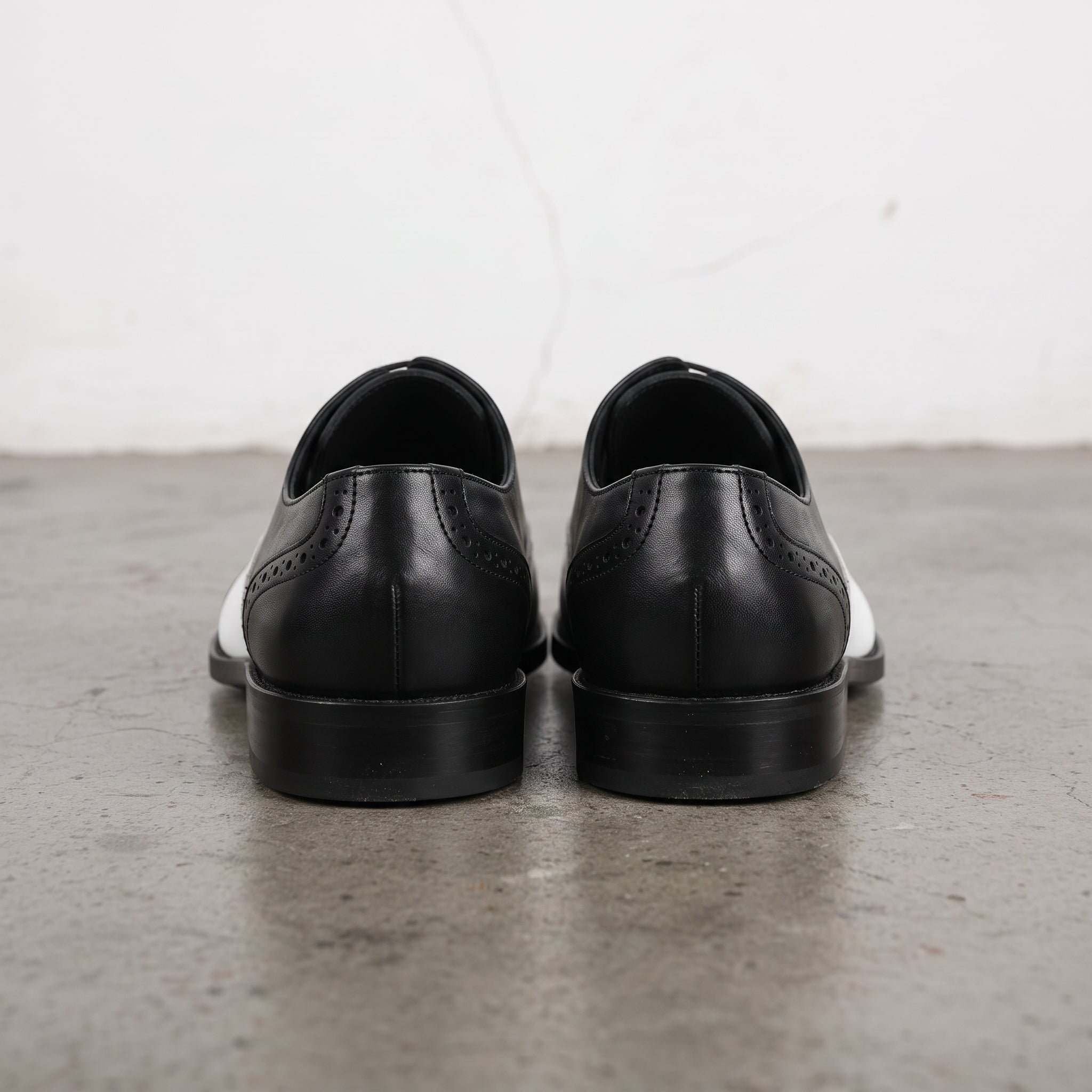 Men's Black and White Two-Tone Wingtip Leather Spectator Oxfords — Foss