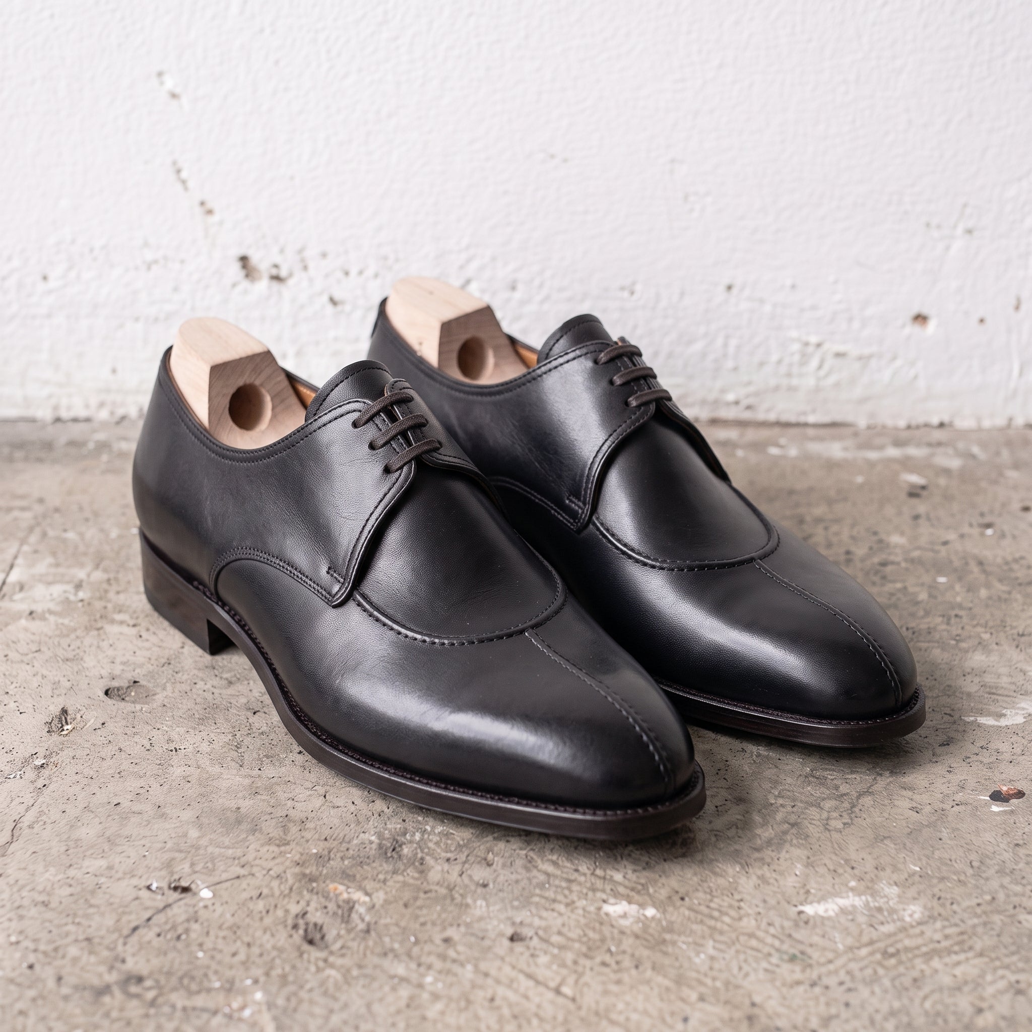 Men's Black Apron-Toe Leather Derby Shoes — Bircham