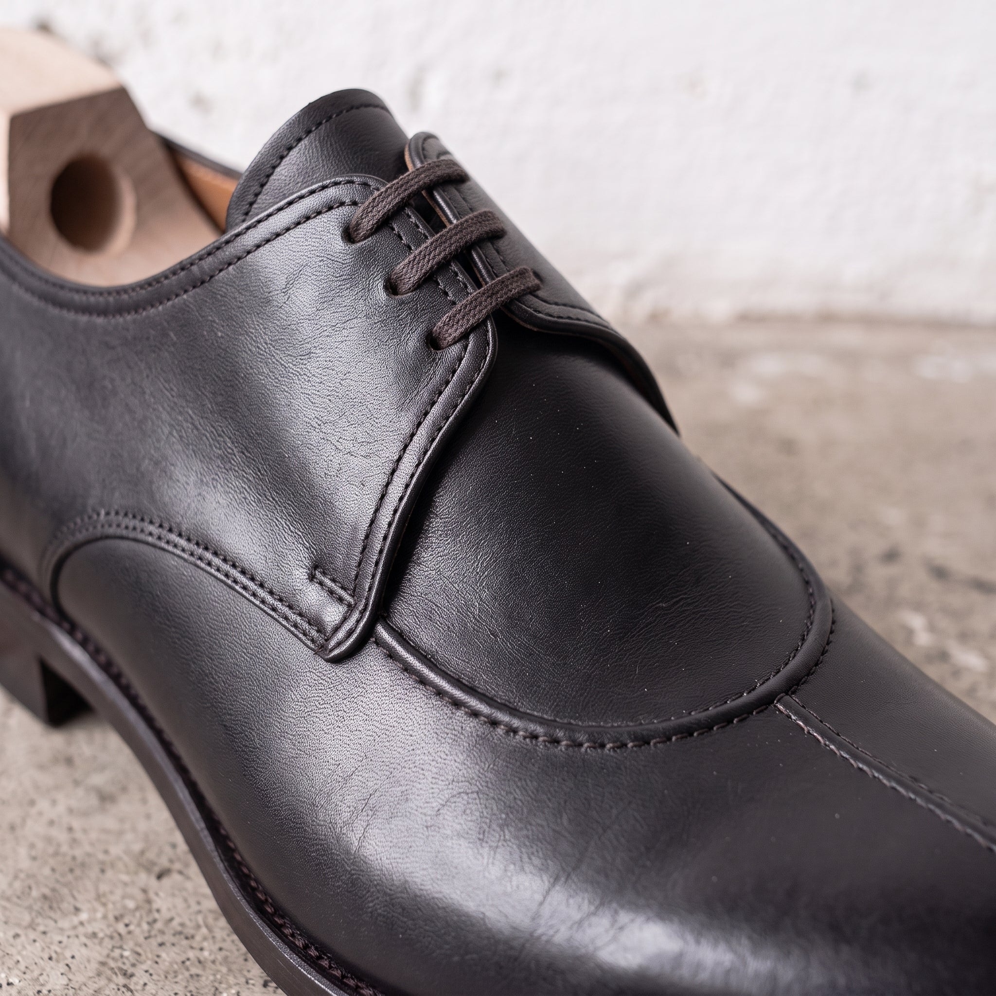 Men's Black Apron-Toe Leather Derby Shoes — Bircham