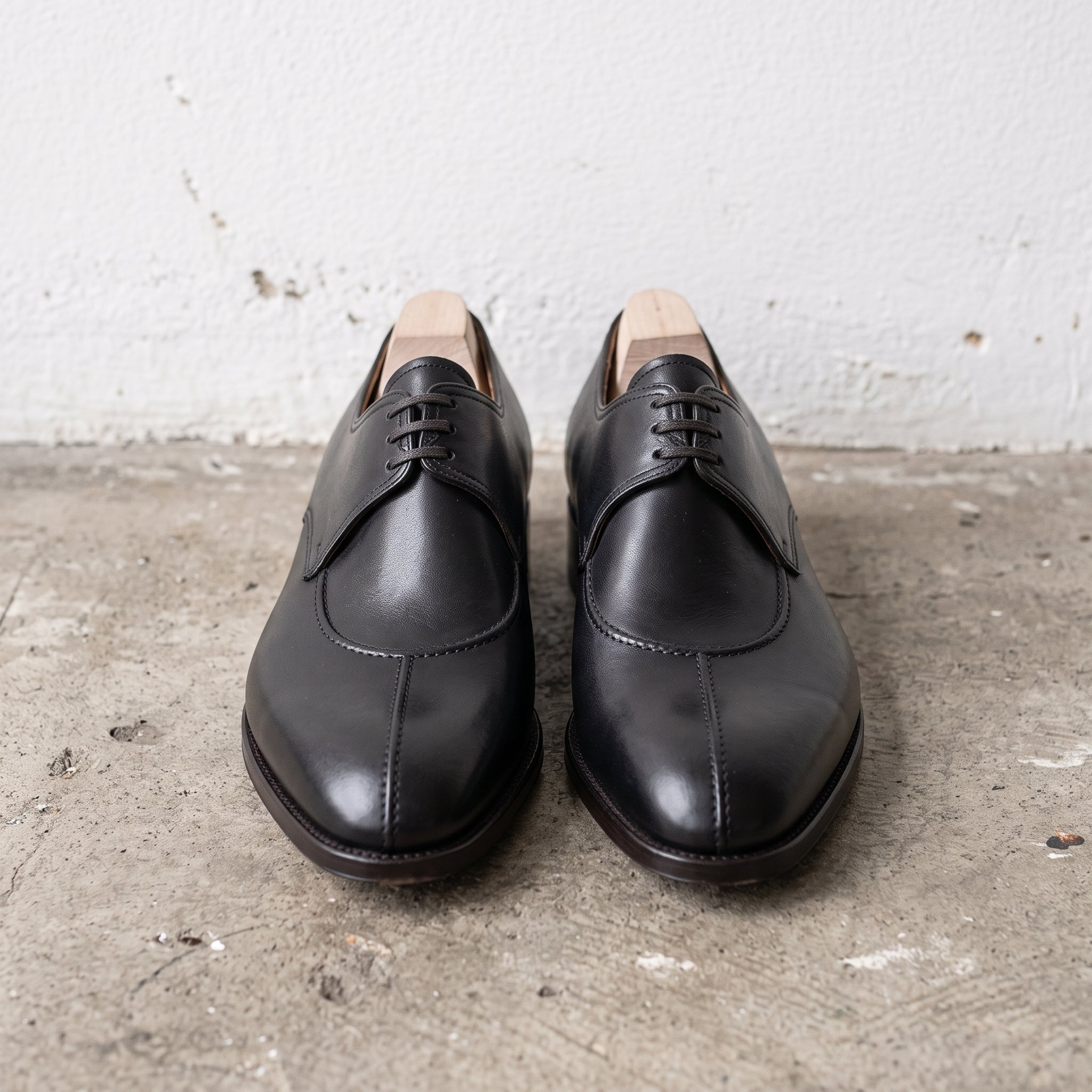 Men's Black Apron-Toe Leather Derby Shoes — Bircham