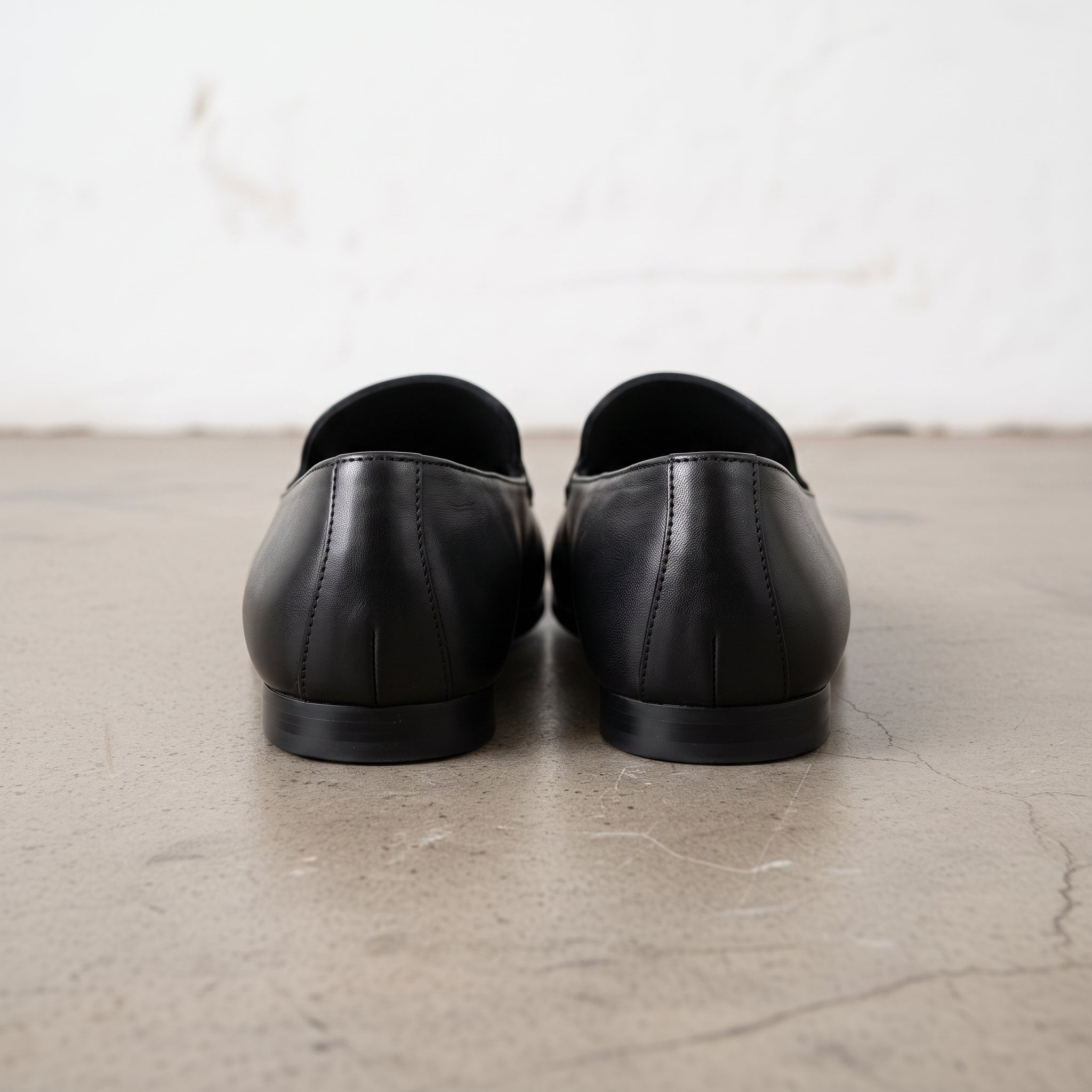 Men's Black Plain-Toe Leather Loafers — Runcorn