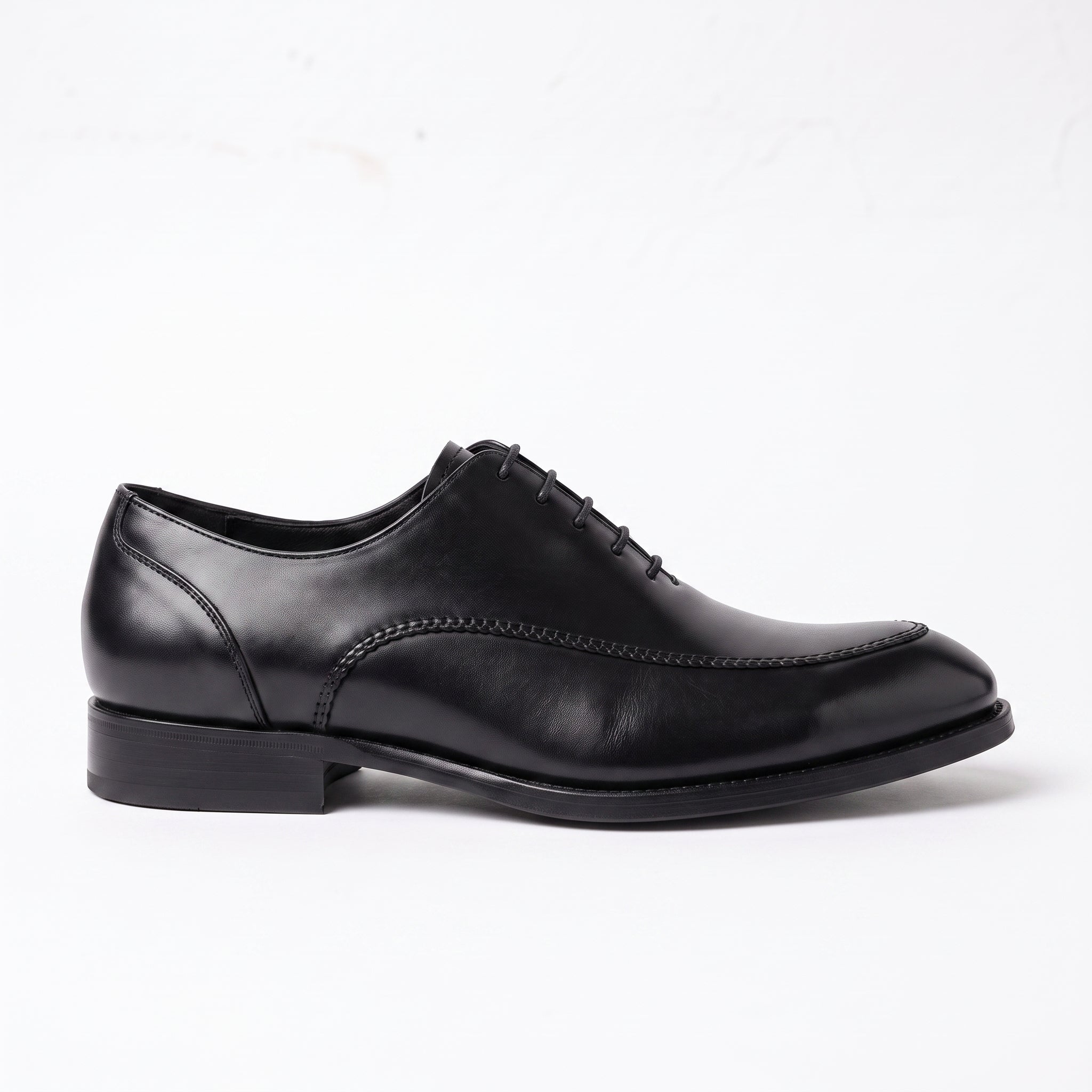 Men's Black Apron-Toe Leather Oxfords — Rodney